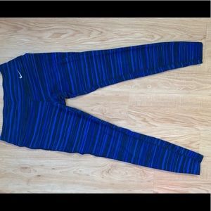 Nike leggings